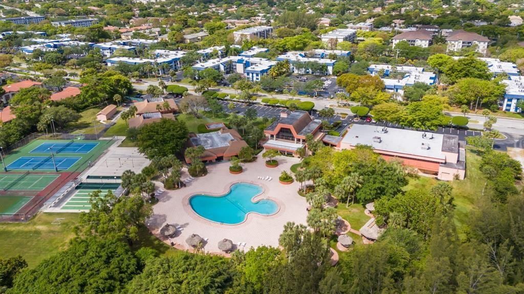 3120 Holiday Springs Boulevard #106, Margate, FL 33063 photo 3