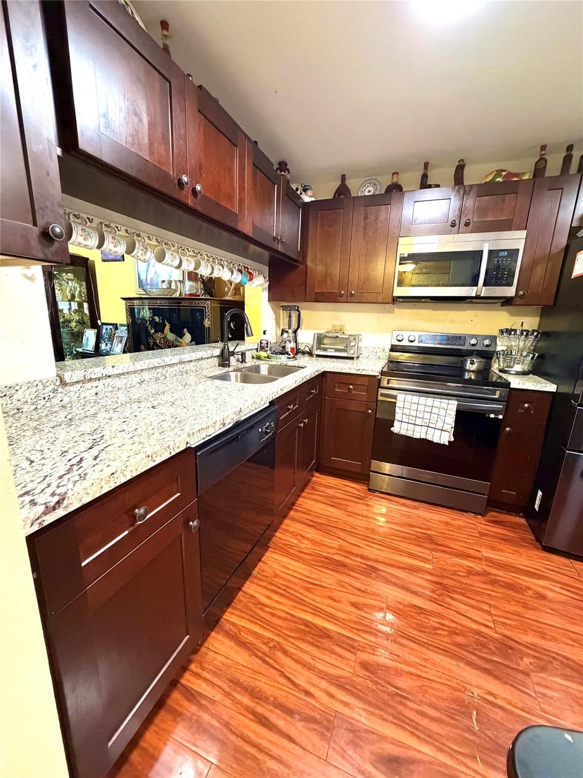 6575 W Oakland Park Boulevard #202, Lauderhill, FL 33313 photo 3