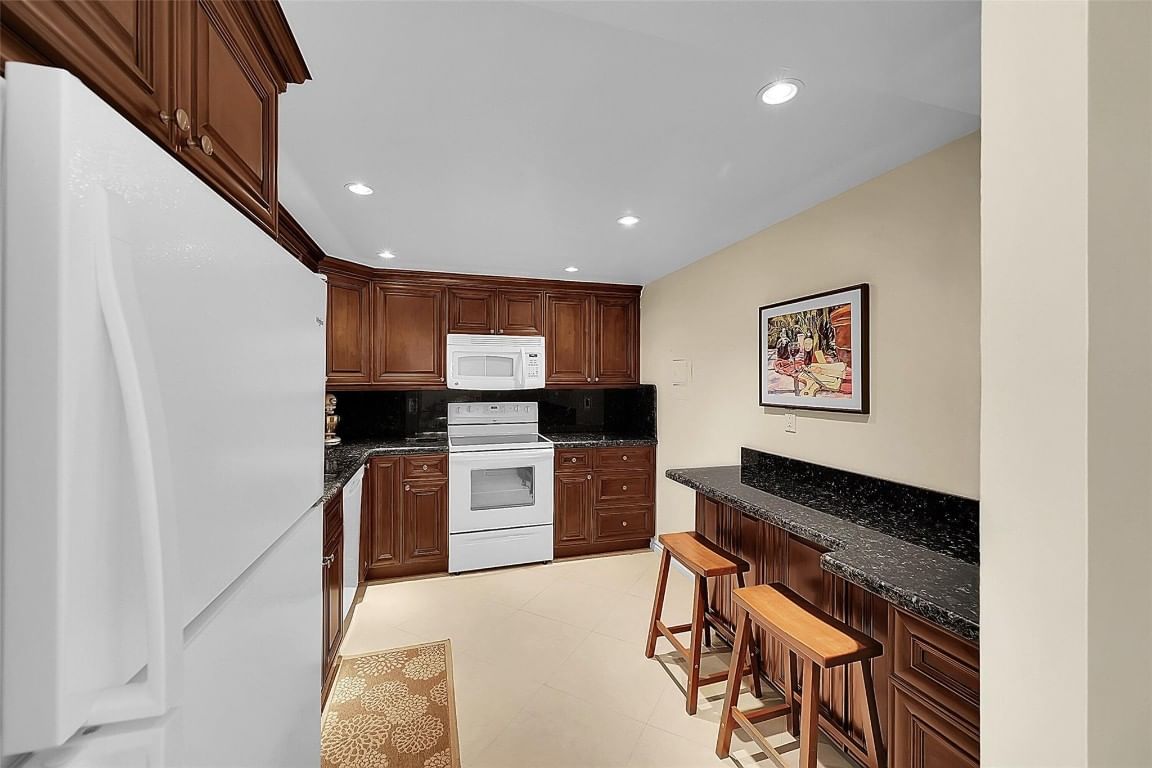 531 N Ocean Boulevard #410, Pompano Beach, FL 33062 photo 3