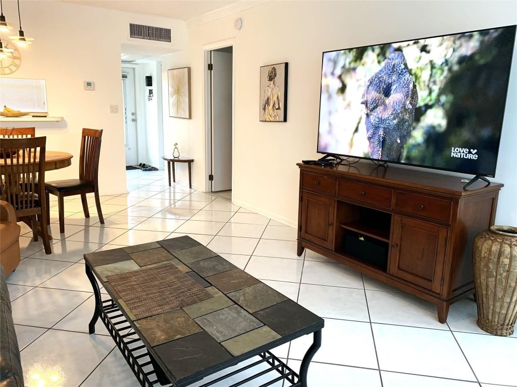 5003 NW 35th Street #508, Lauderdale Lakes, FL 33319 photo 2