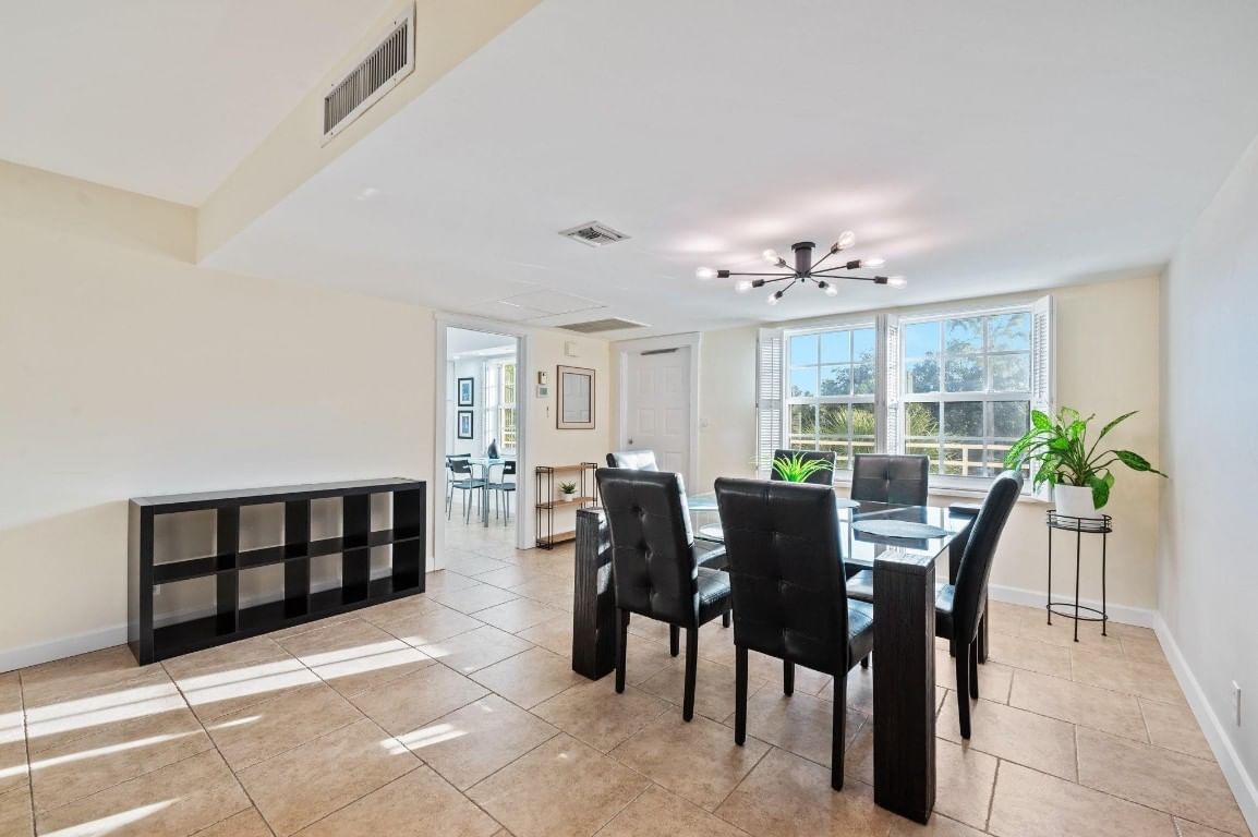 3900 Oaks Clubhouse Drive #310, Pompano Beach, FL 33069 photo 2