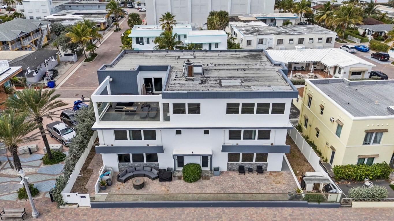 2201 N Surf Road, Hollywood, FL 33019 photo 3