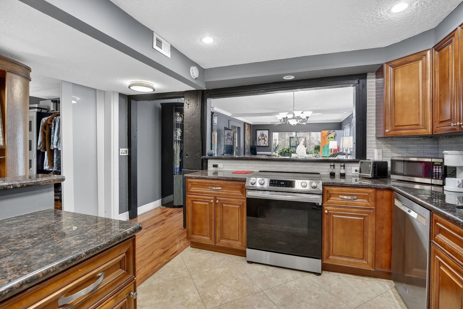 3050 NE 16th Avenue #207, Oakland Park, FL 33334 photo 3