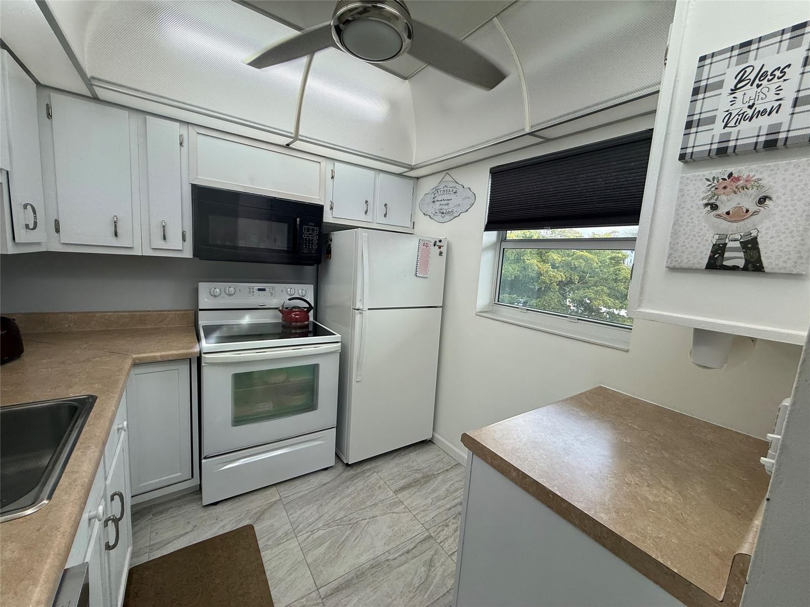 3431 NW 50th Avenue #304, Lauderdale Lakes, FL 33319 photo 3