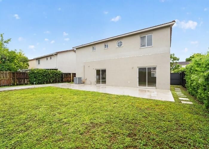 18123 SW 154th Avenue, Miami, FL 33187 photo 3