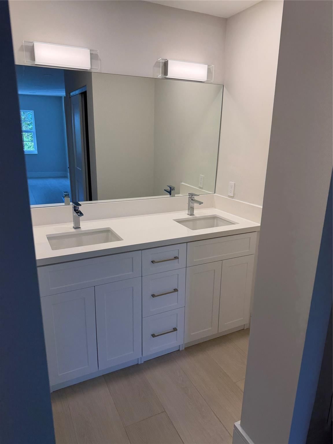 6347 Bay Club Drive #3, Fort Lauderdale, FL 33308 photo 2