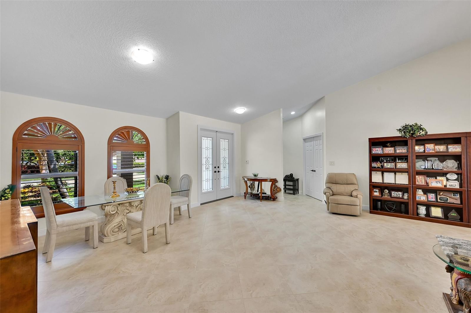 4910 NW 104th Avenue, Coral Springs, FL 33076 photo 4