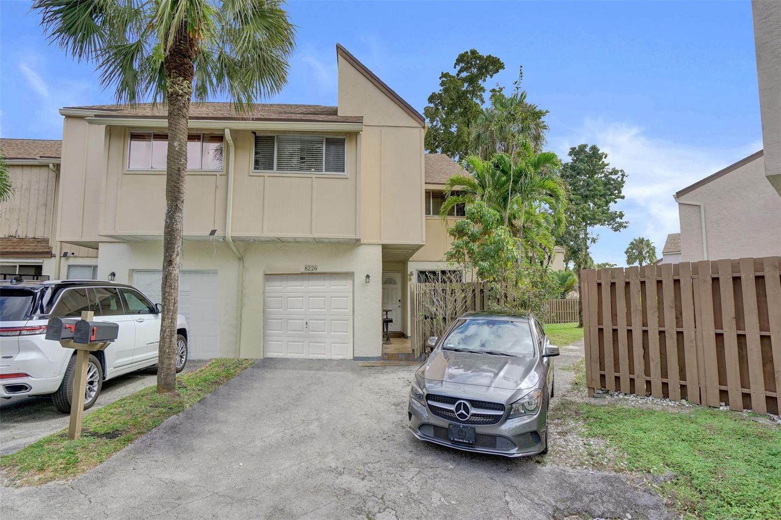 8226 NW 8th Place #6, Fort Lauderdale, FL 33324 photo 2
