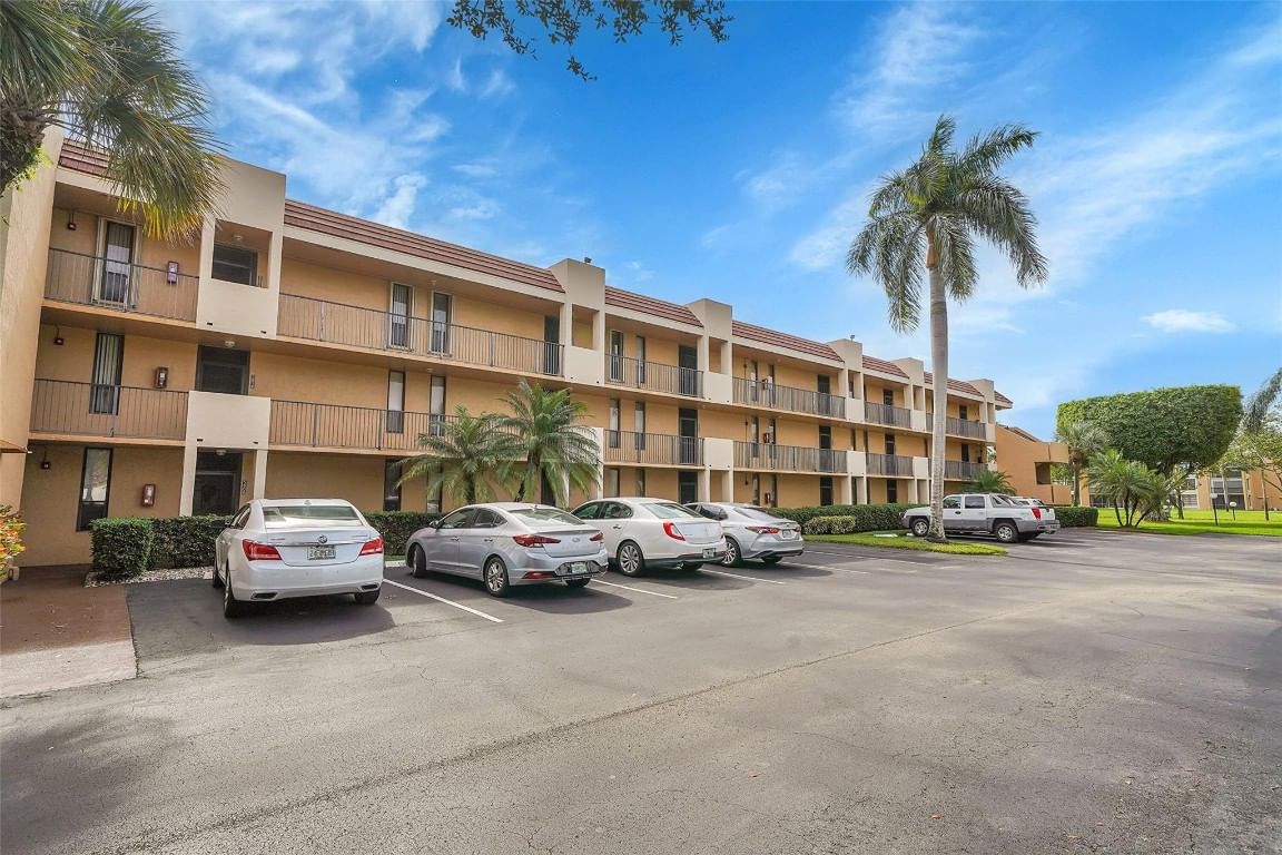 3909 N Ocean Boulevard #108, Fort Lauderdale, FL 33308 photo 2