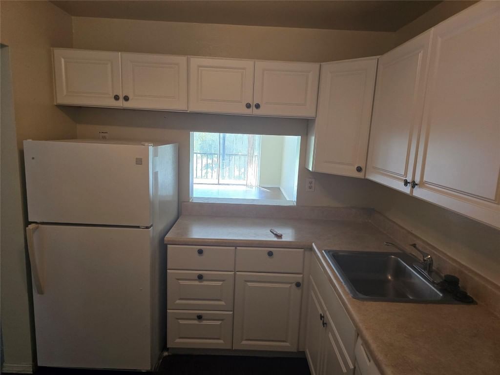 8000 Fairview Drive #205, Tamarac, FL 33321 photo 3