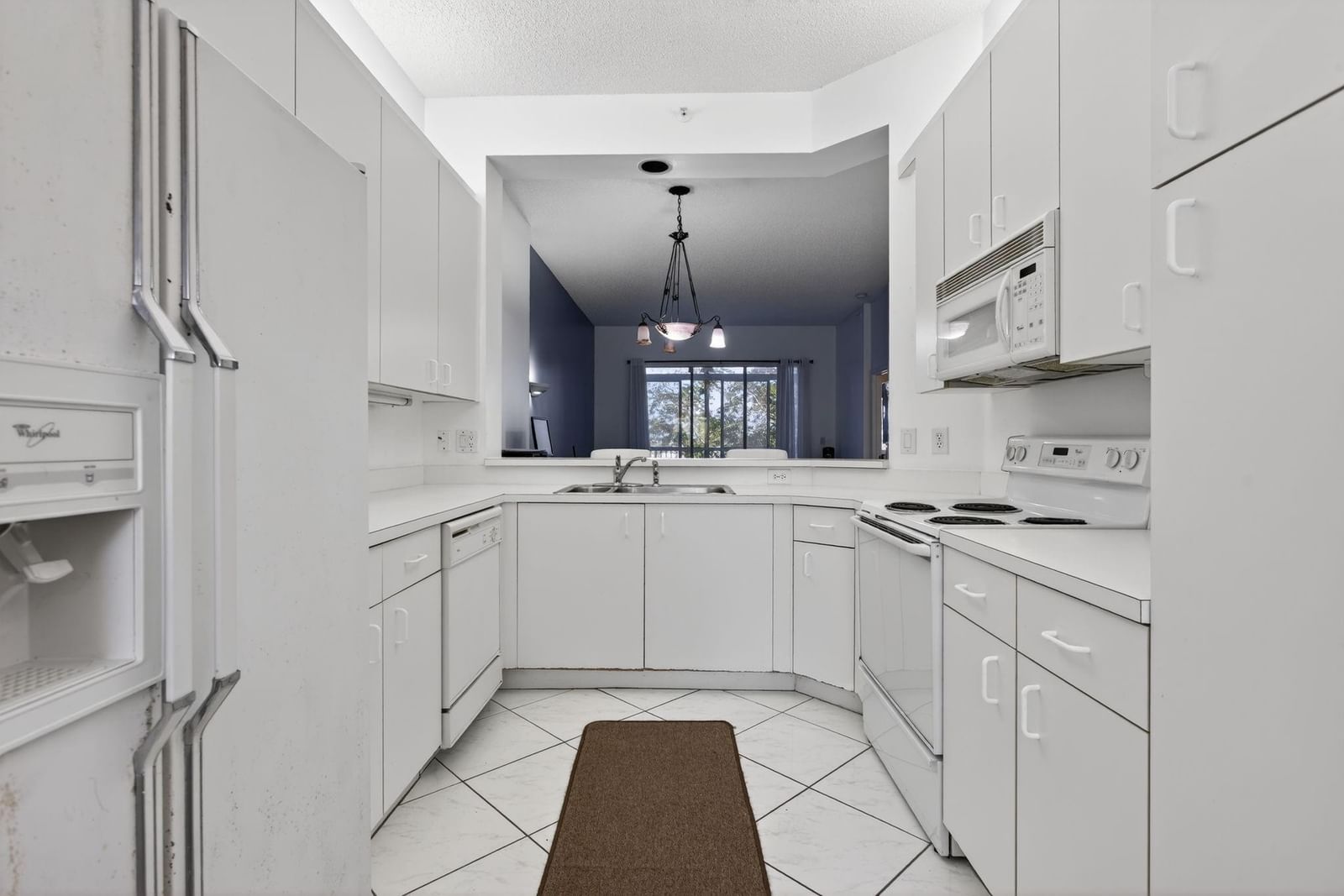 9575 Weldon Circle #Apt C413, Tamarac, FL 33321 photo 3