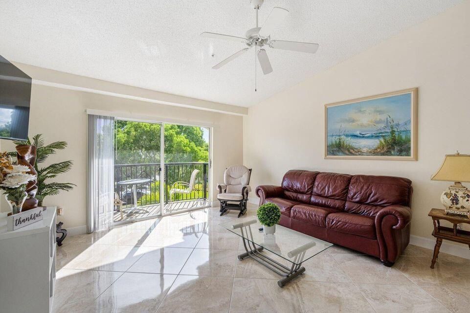 1100 Crestwood Court #1110, Royal Palm Beach, FL 33411 photo 3