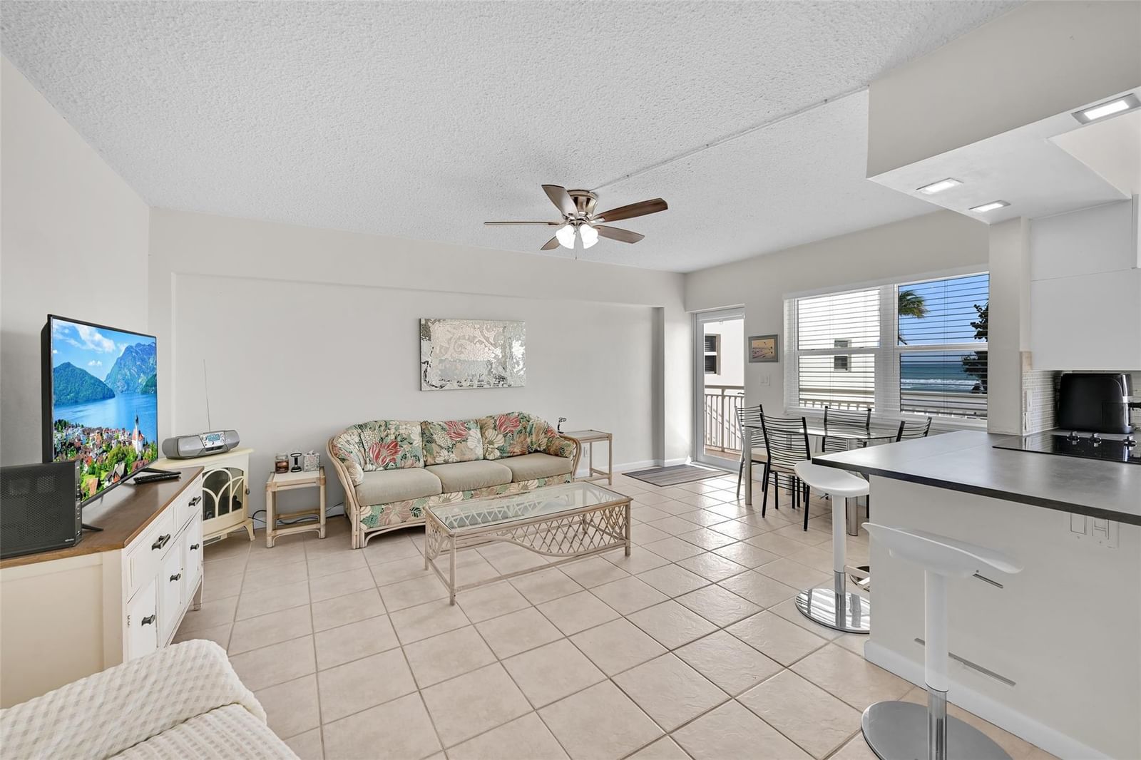 901 S Surf Road #203, Hollywood, FL 33019 photo 4