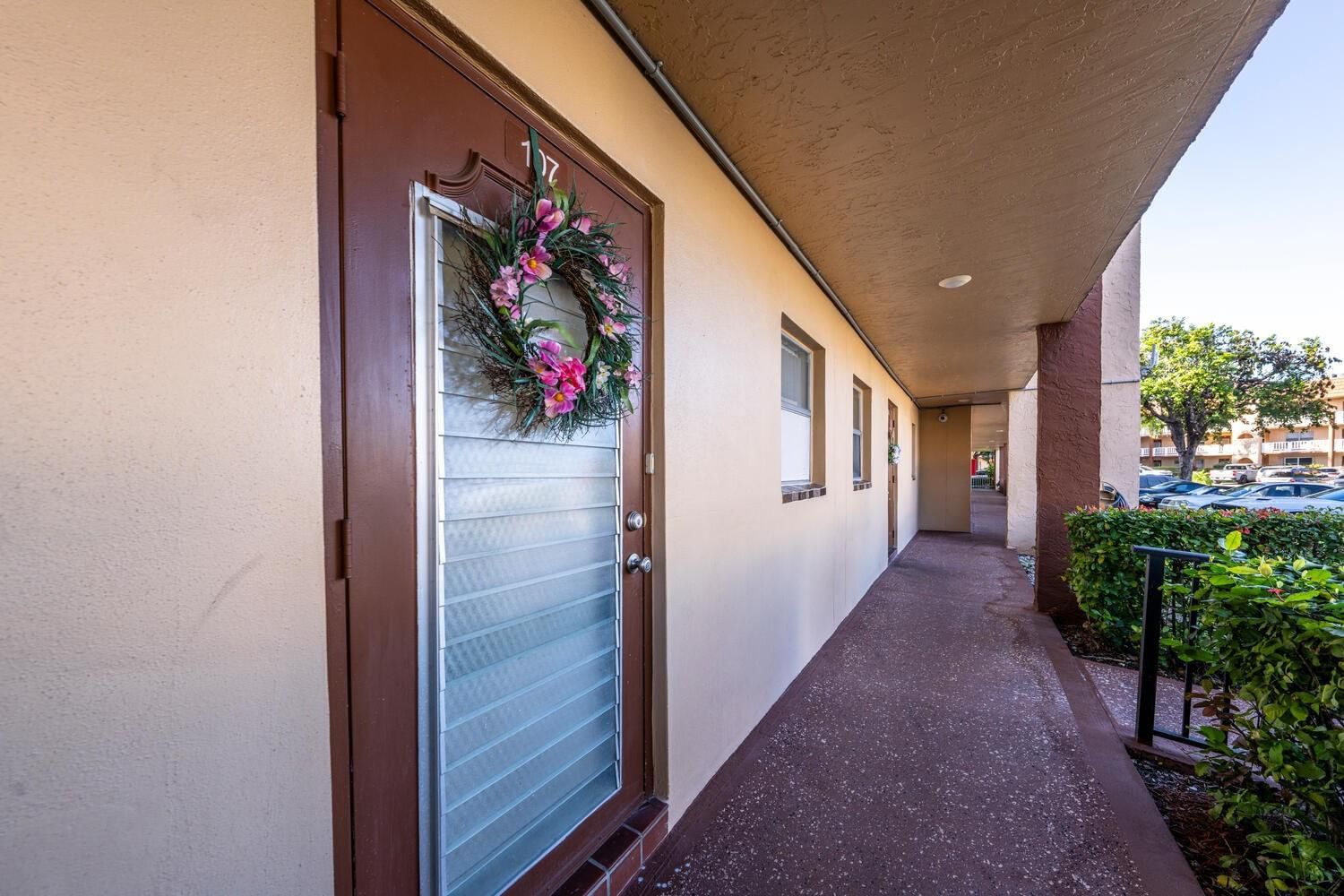 9281 Sunrise Lakes Boulevard #107, Sunrise, FL 33322 photo 2