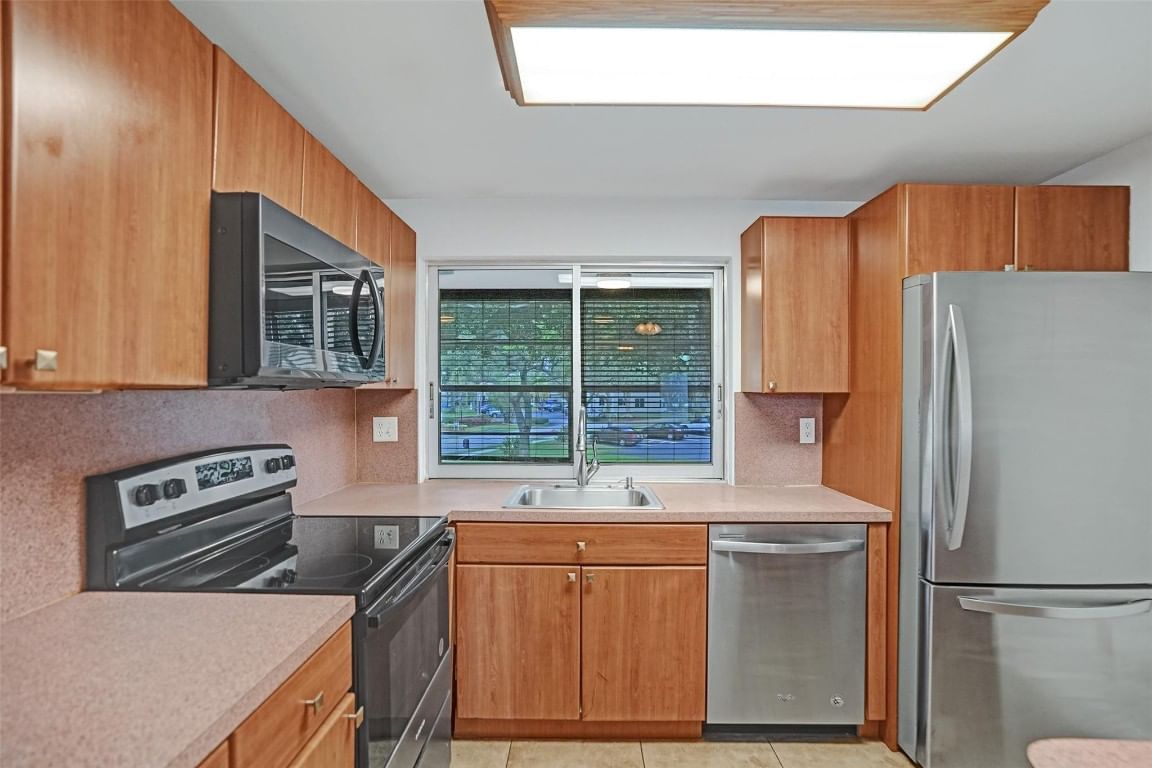 9351 Lime Bay Boulevard #201, Tamarac, FL 33321 photo 5