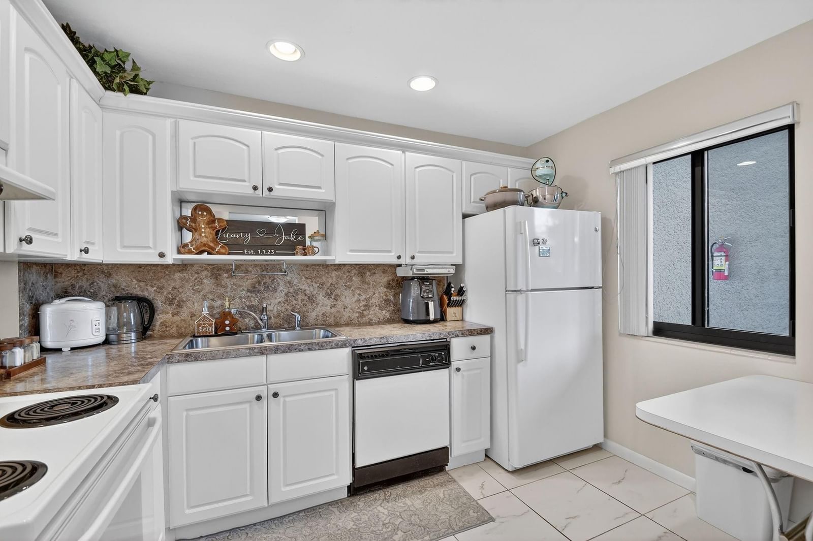 4272 Deste Court #106, Lake Worth, FL 33467 photo 2