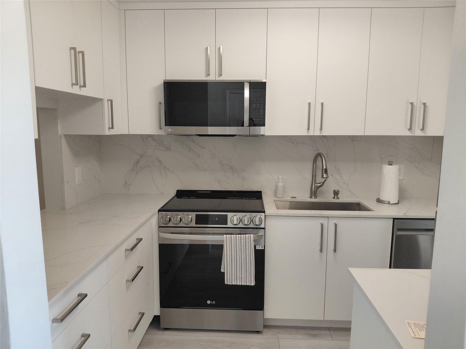 1951 NE 39th Street #127, Lighthouse Point, FL 33064 photo 3
