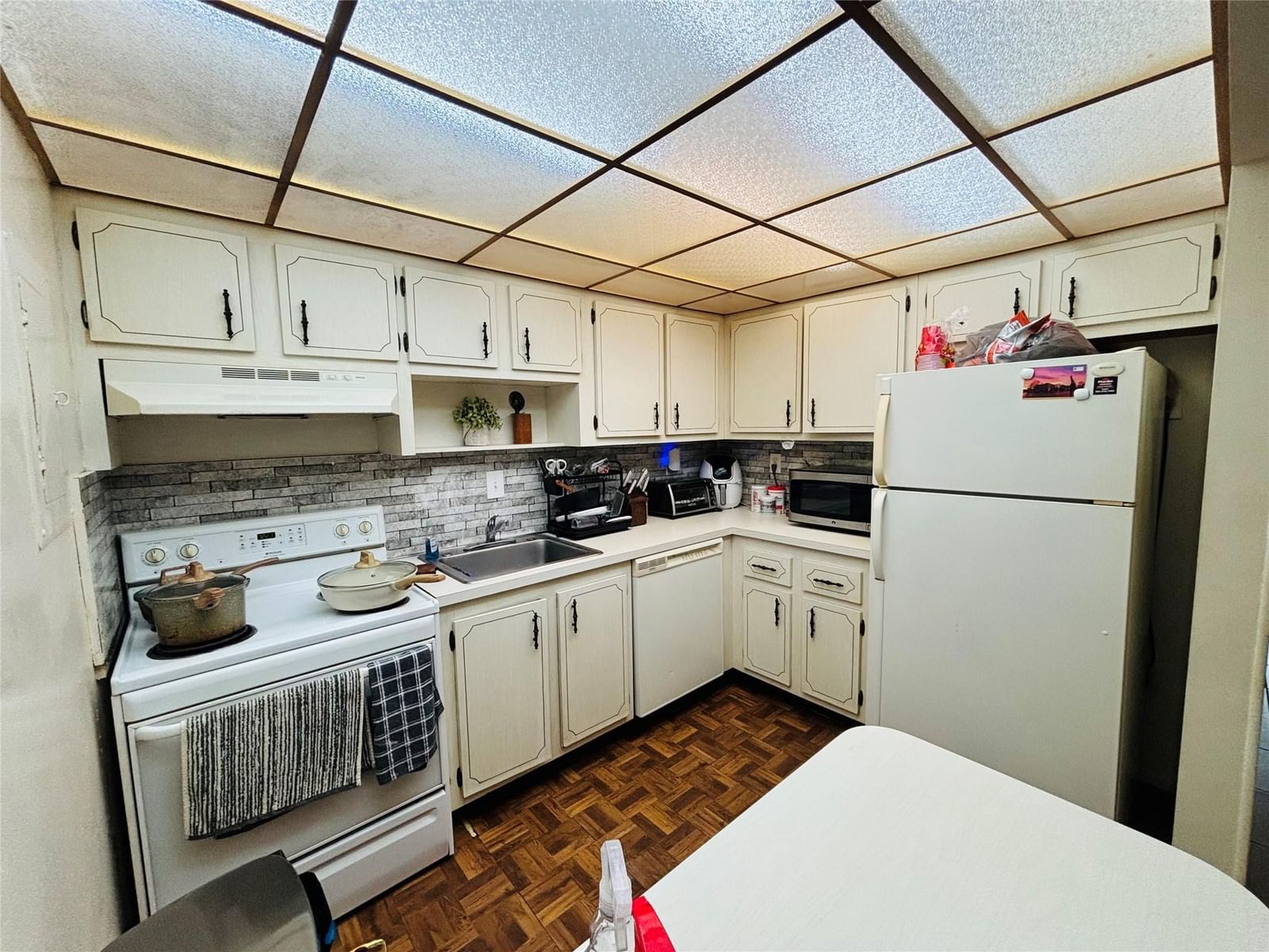 7300 NW 17th Street #202, Plantation, FL 33313 photo 4