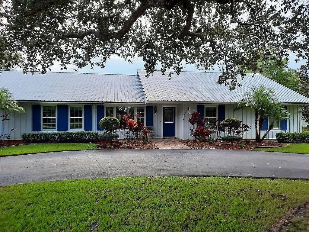 155 31st Avenue, Vero Beach, FL 32968 photo 3