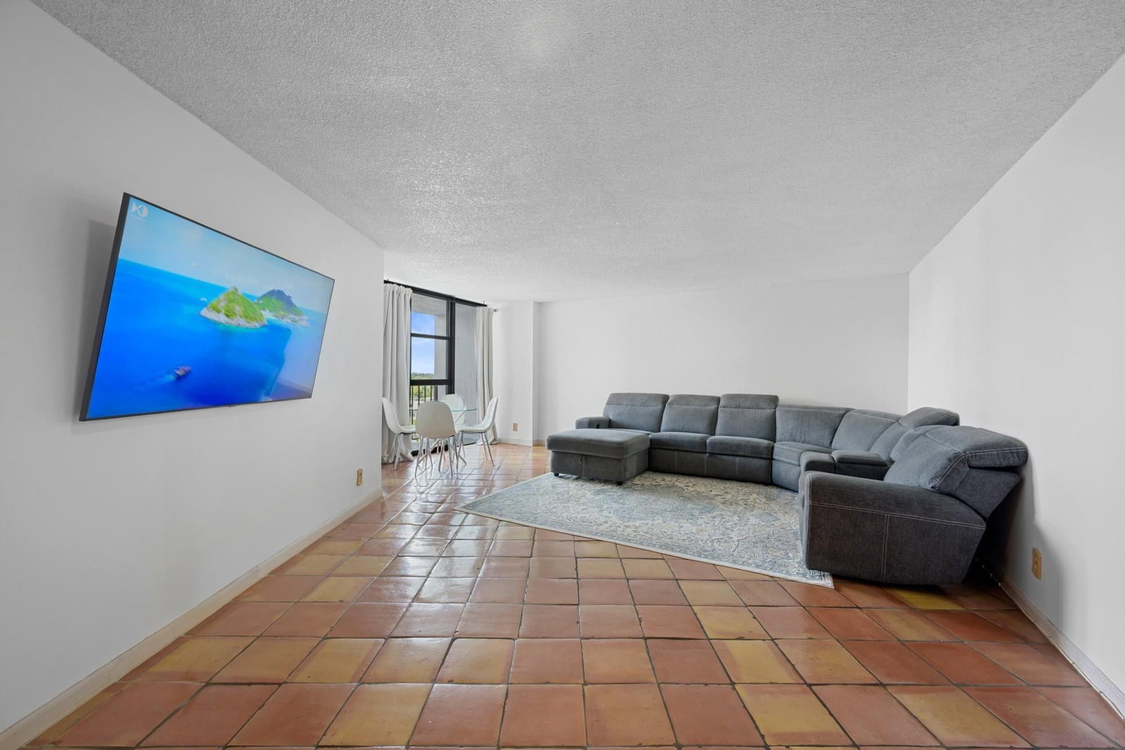 600 Parkview Drive #1111 (PH11), Hallandale Beach, FL 33009 photo 4