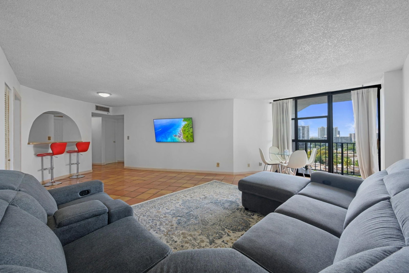 600 Parkview Drive #1111 (PH11), Hallandale Beach, FL 33009 photo 5