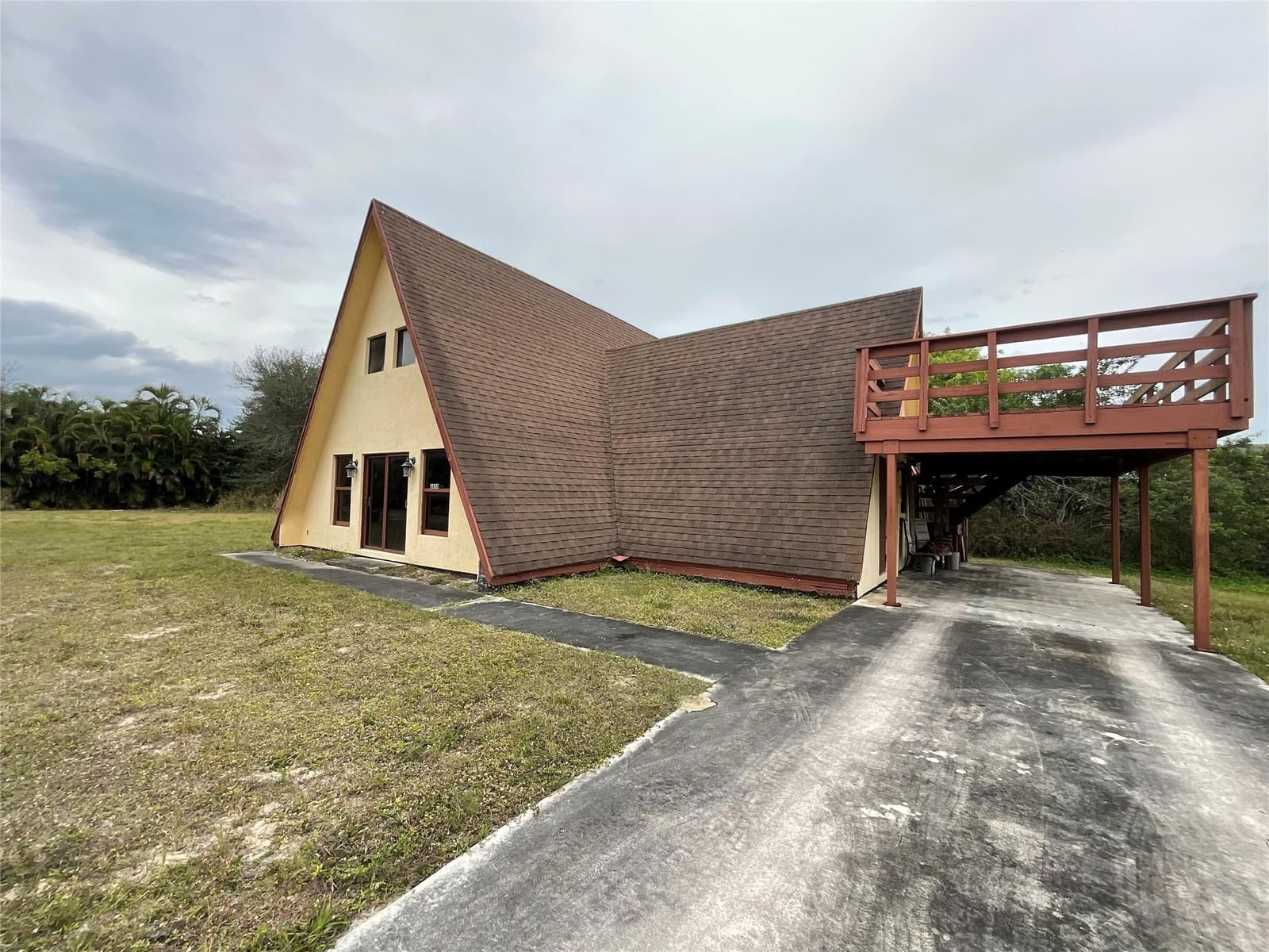 6650 Riggers Road, Lake Worth, FL 33462 photo 2
