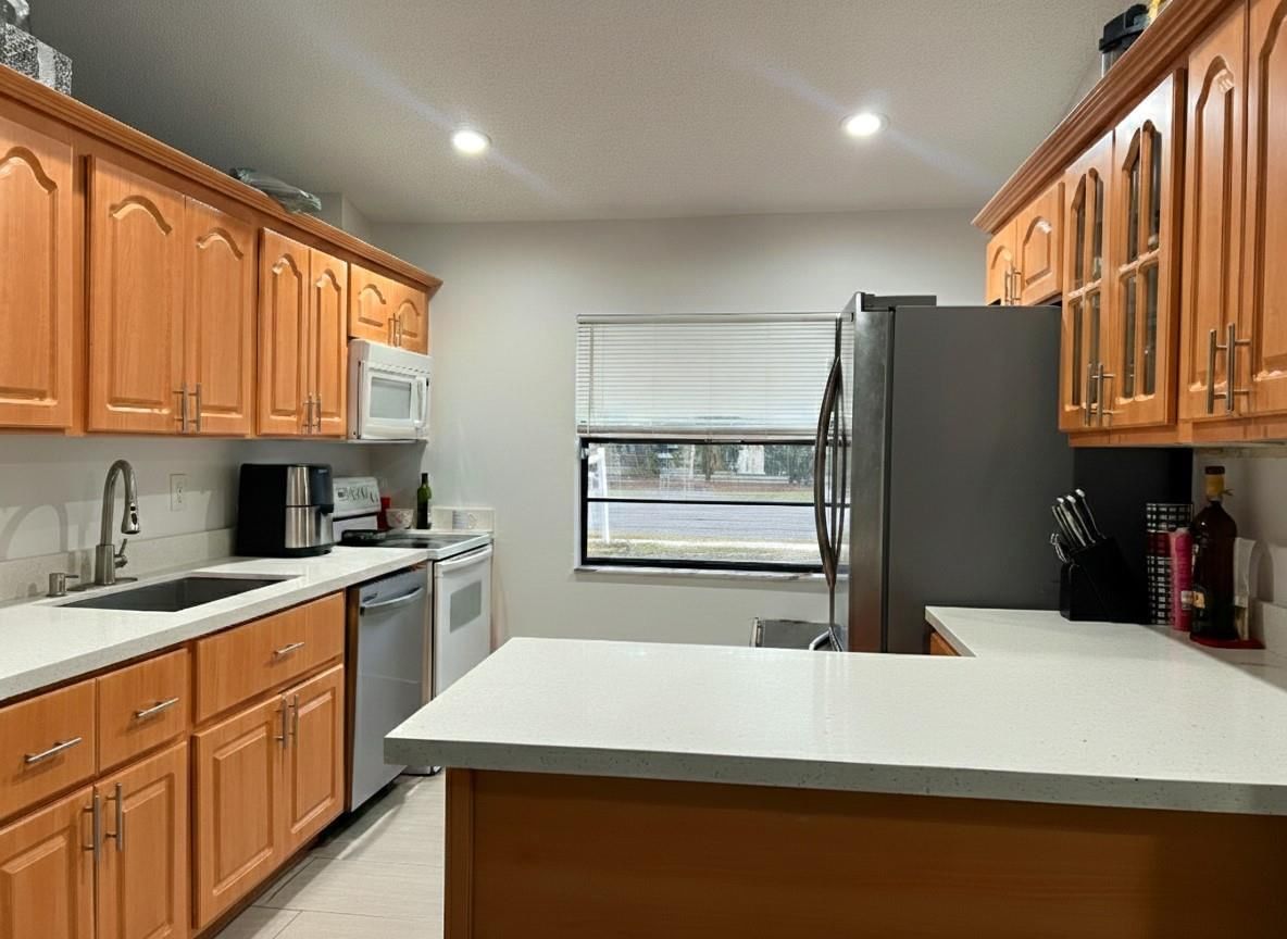8205 SW 12th Place, North Lauderdale, FL 33068 photo 3