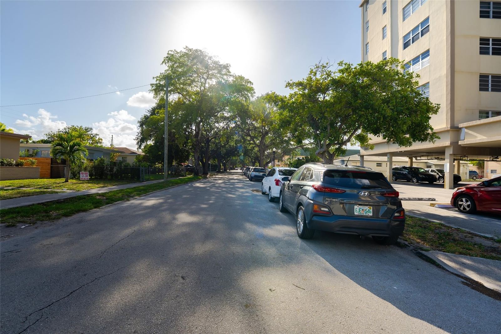 1811 Jefferson Street #304, Hollywood, FL 33020 photo 2