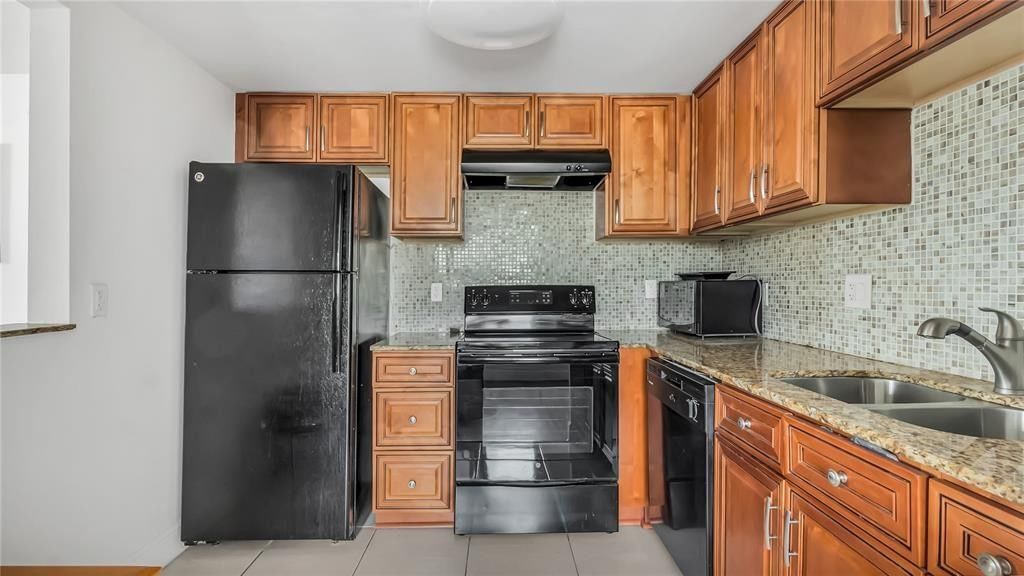 703 Brittany #O, Delray Beach, FL 33446 photo 2
