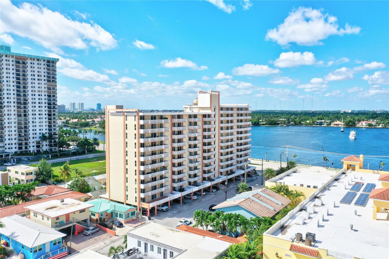 801 S Ocean Drive #605, Hollywood, FL 33019 photo 4