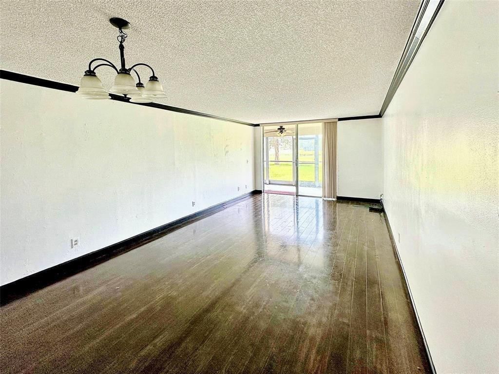 3231 Holiday Springs Boulevard #105, Margate, FL 33063 photo 3