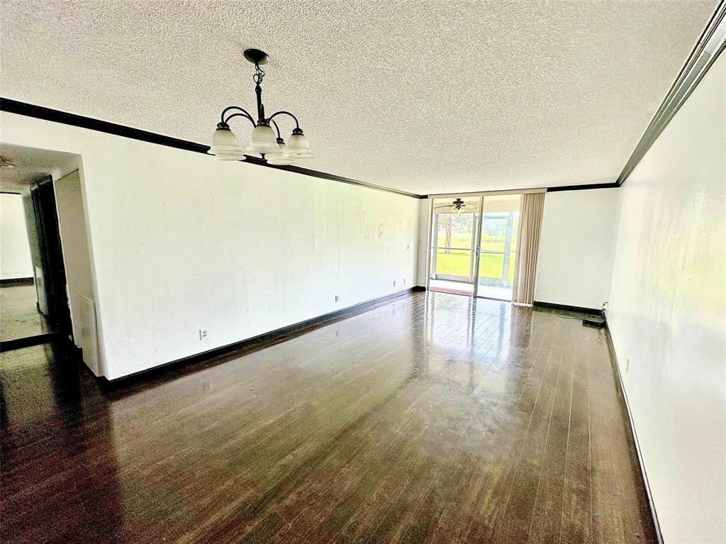 3231 Holiday Springs Boulevard #105, Margate, FL 33063 photo 4