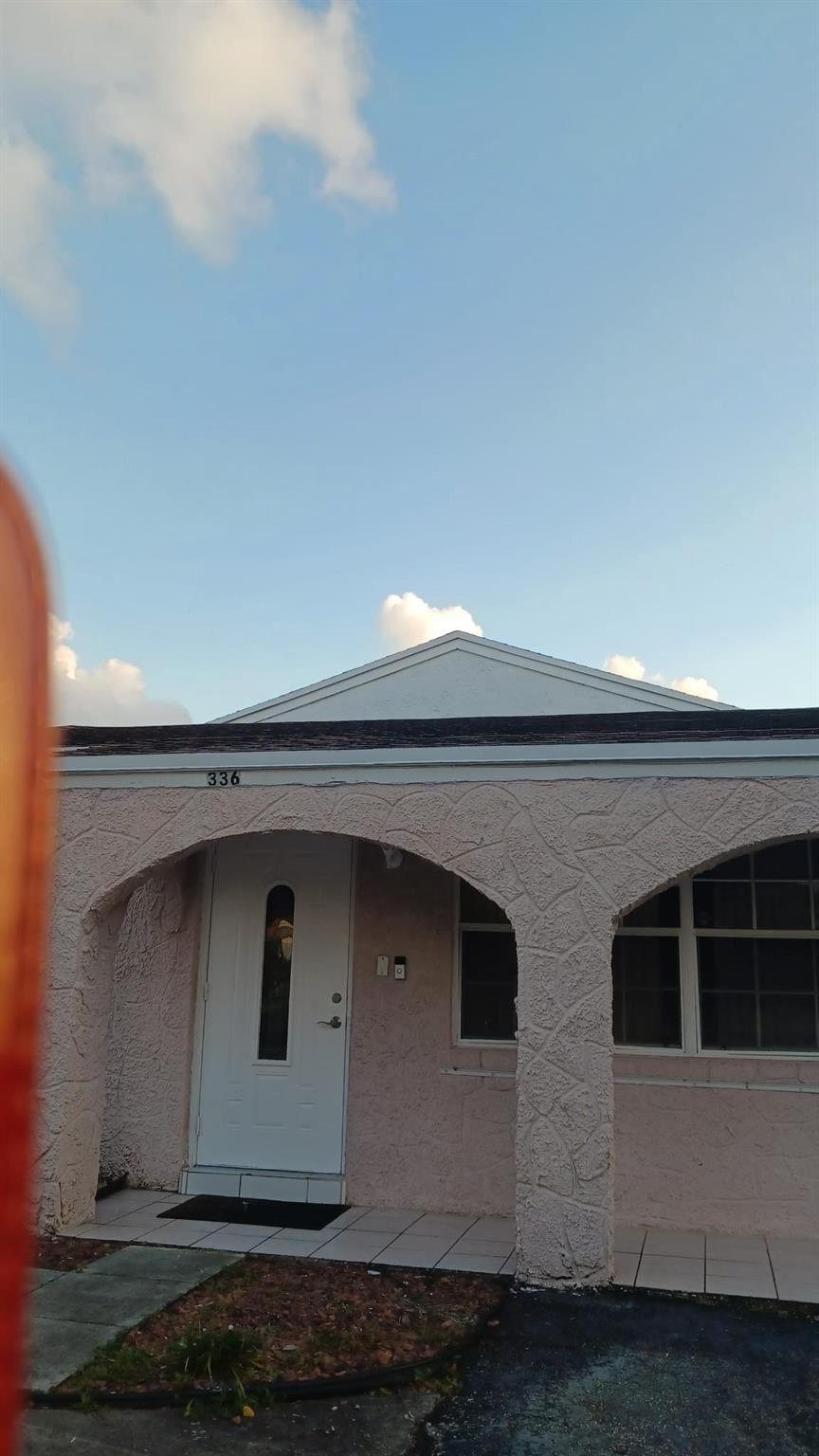 336 NW 7th Court, Deerfield Beach, FL 33441 photo 2