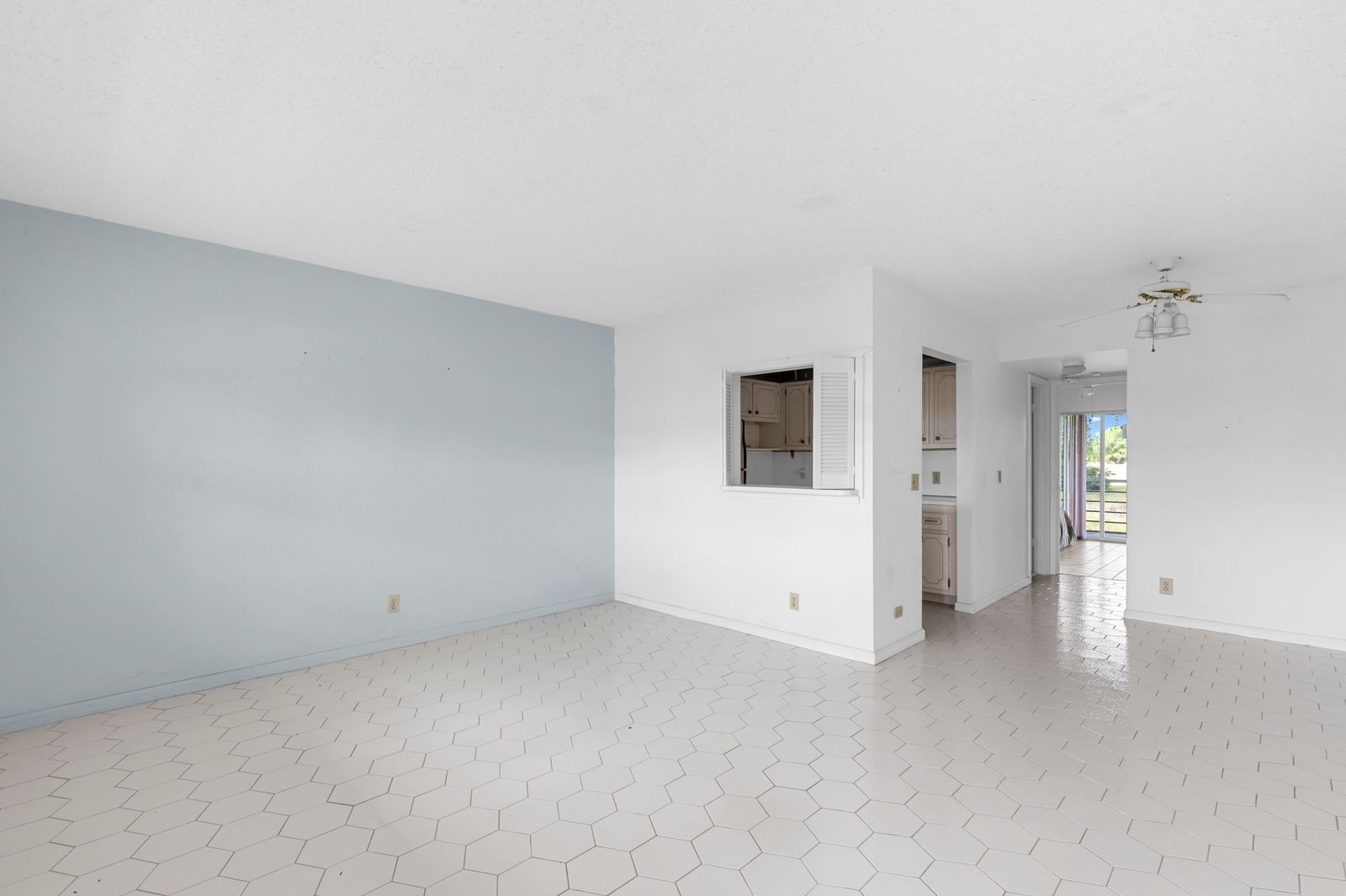 72 Ashby B, Deerfield Beach, FL 33442 photo 2