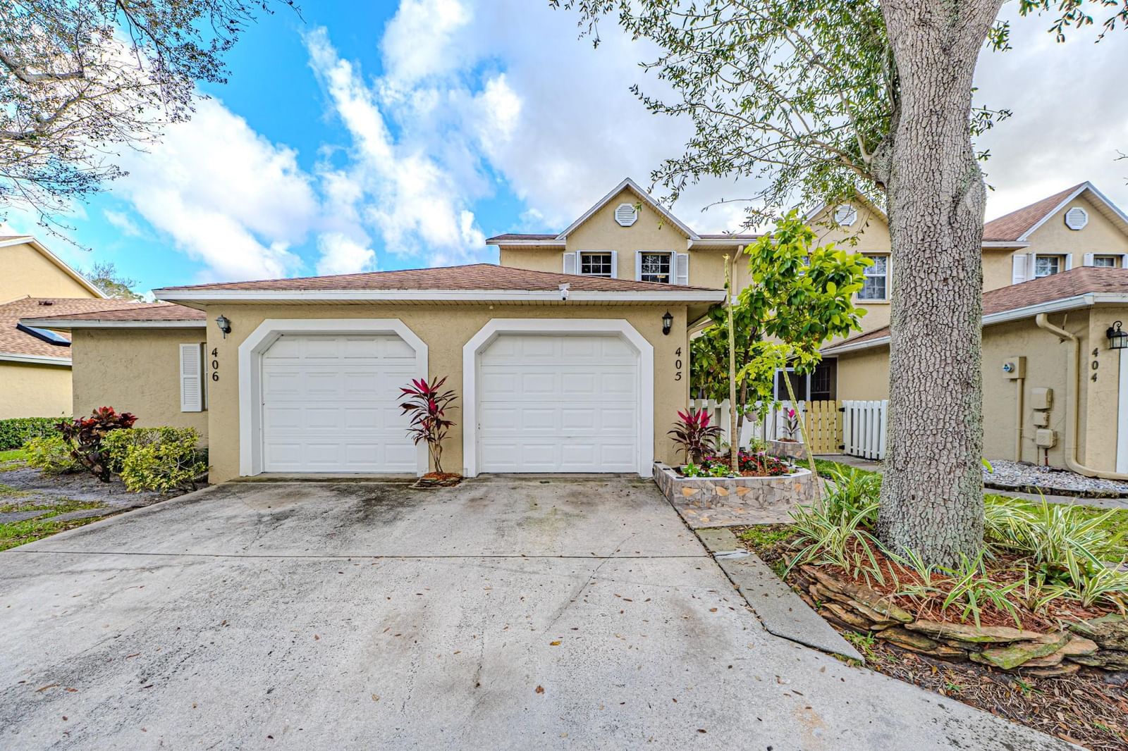 405 Maplewood Drive #405, Greenacres, FL 33415 photo 3