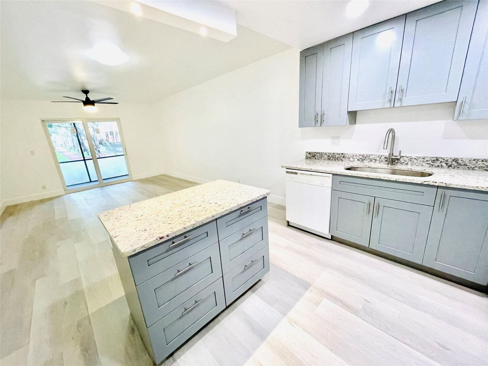 257 S Cypress Road #414, Pompano Beach, FL 33060 photo 3