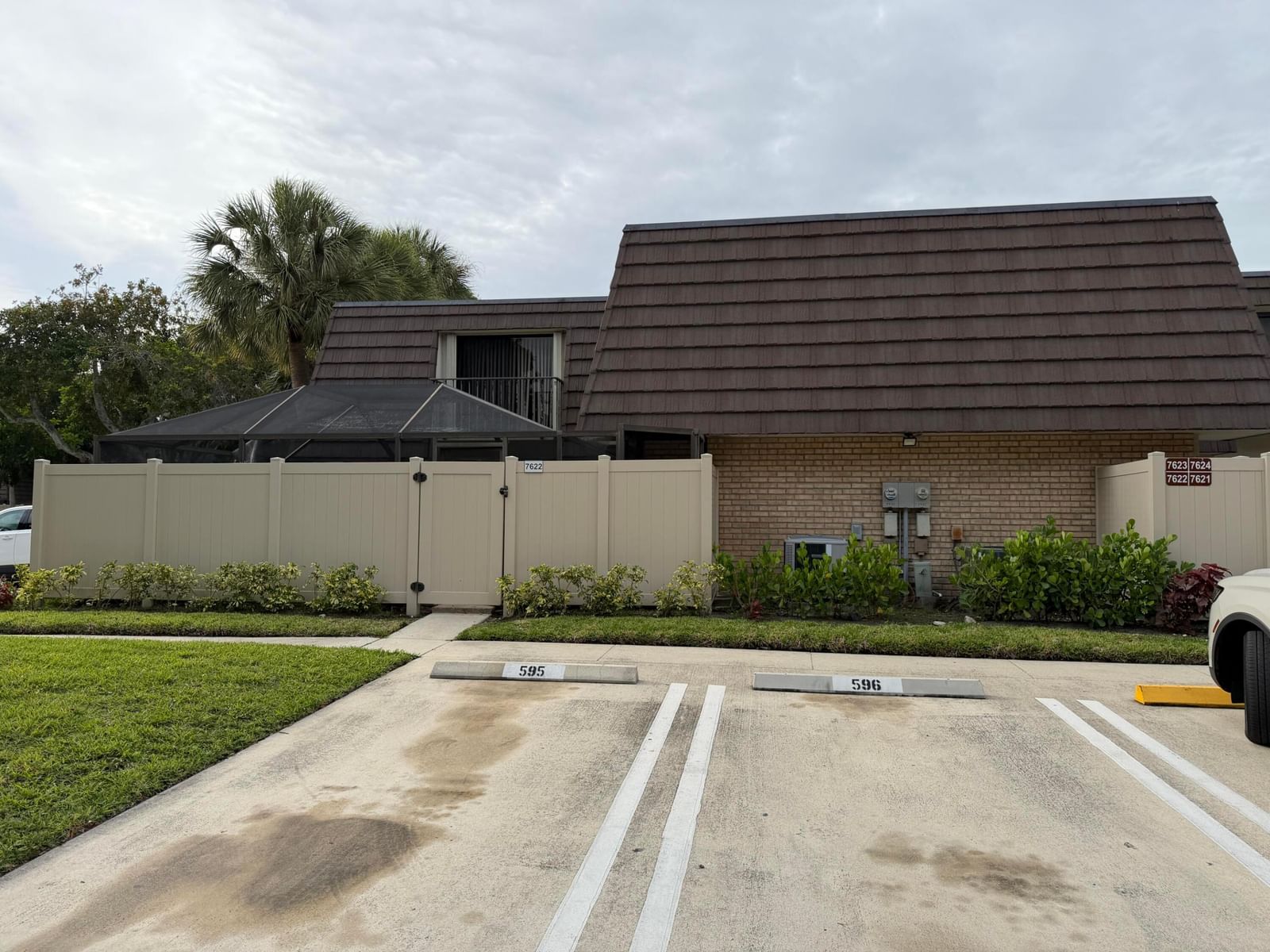 7622 N 76th Way #200, West Palm Beach, FL 33407 photo 2