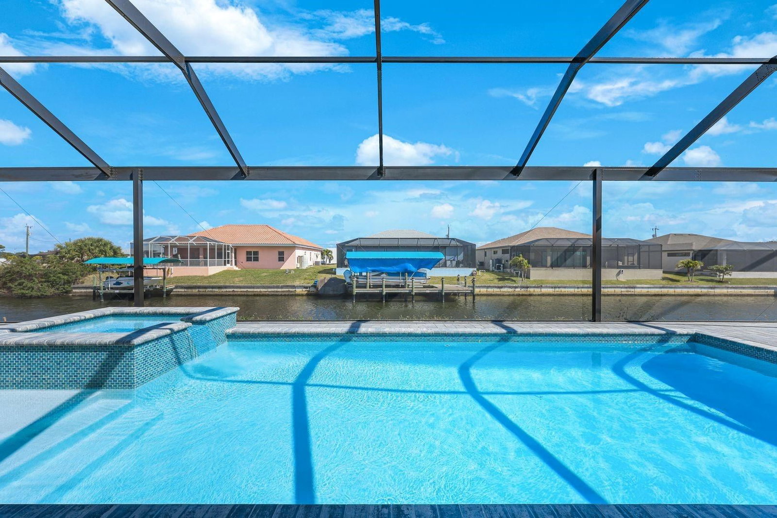 1925 NW 34th Place, Cape Coral, FL 33993