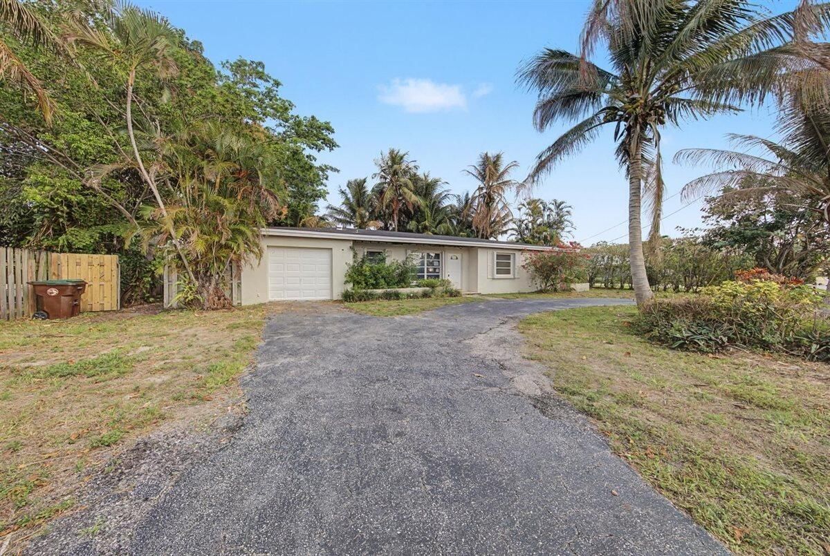 7730 W Lake Drive, Lake Clarke Shores, FL 33406 photo 2