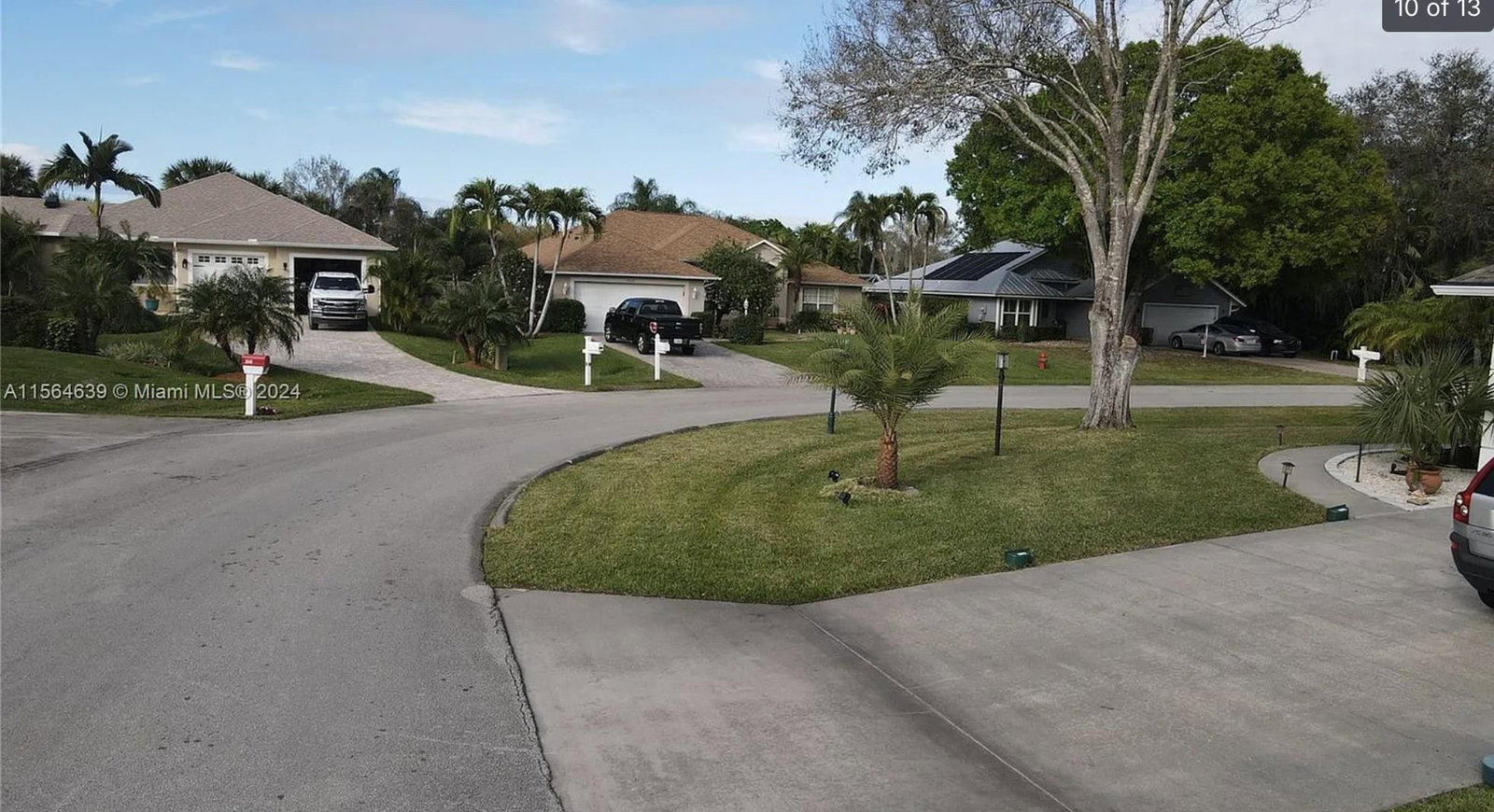 755 38th Court, Vero Beach, FL 32968 photo 3