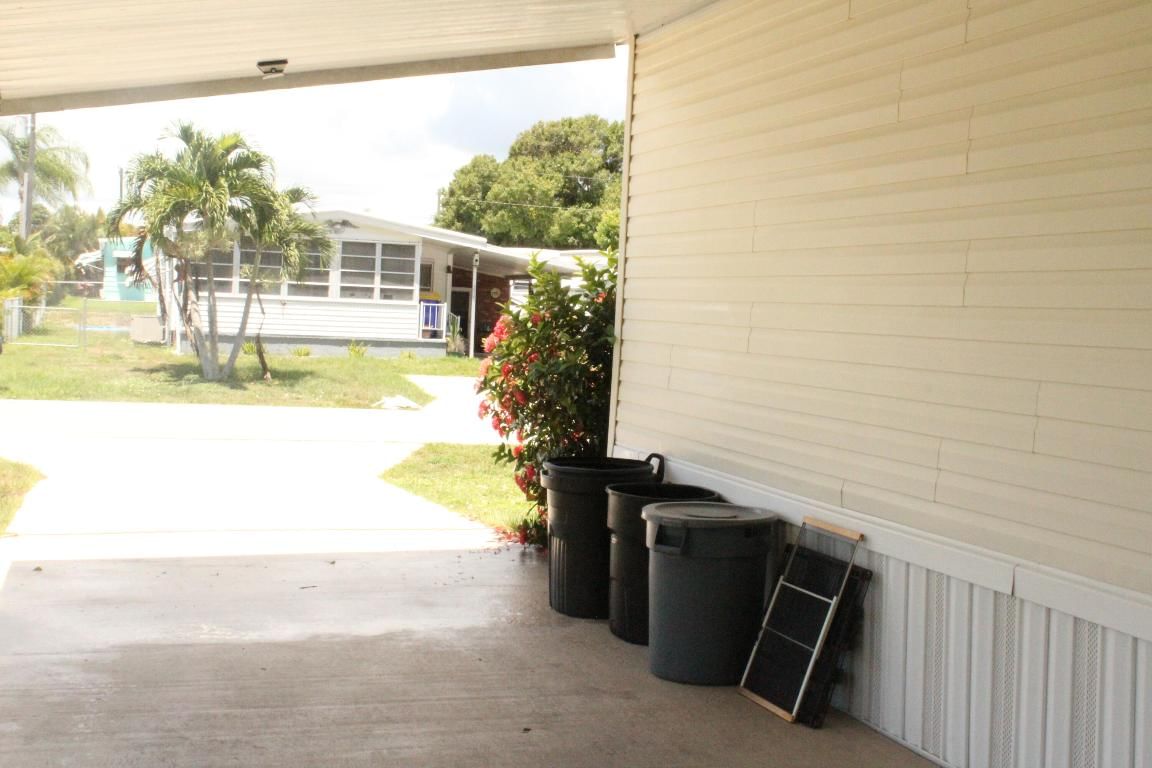 7409 SE Eagle Avenue, Hobe Sound, FL 33455 photo 4