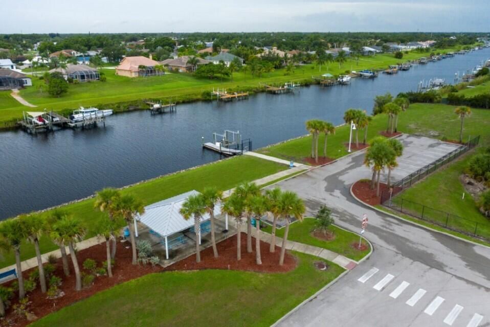 1066 SW Sultan Drive, Port St Lucie, FL 34953 photo 5