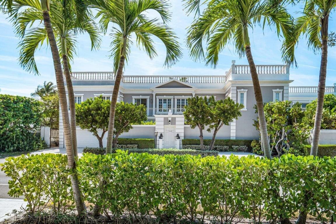 1048 S Ocean Boulevard, Palm Beach, FL 33480 photo 2