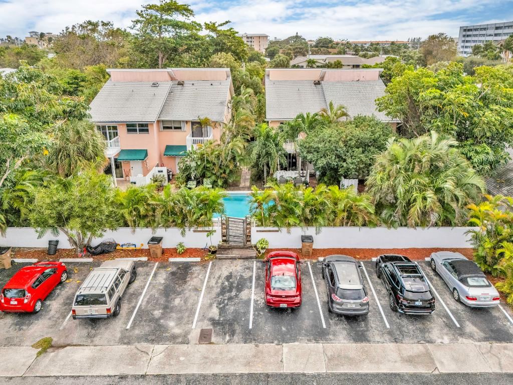 1912 NE 6th Street, Deerfield Beach, FL 33441 photo 2