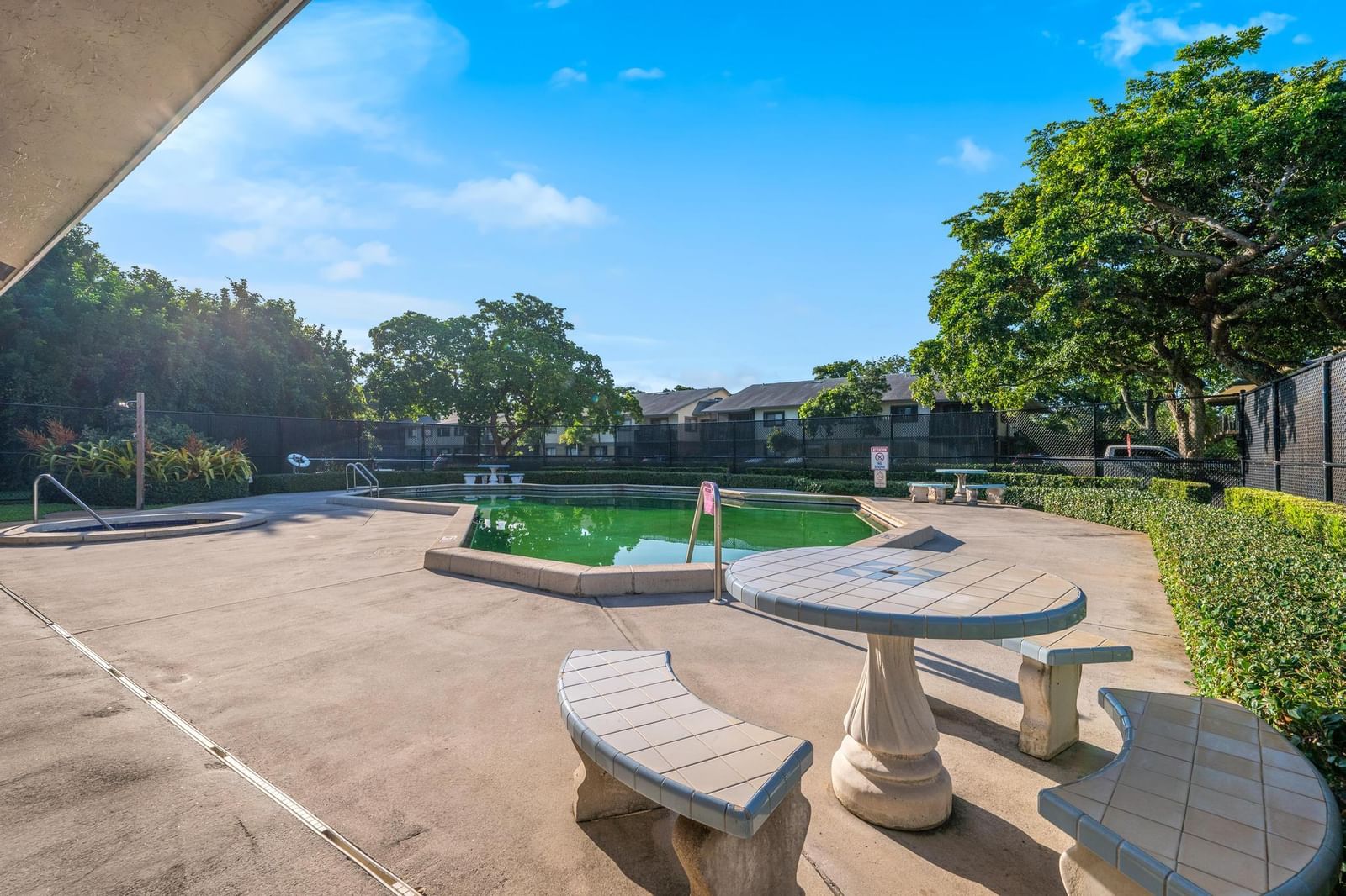 567 Trace Cir Circle, Deerfield Beach, FL 33441 photo 2