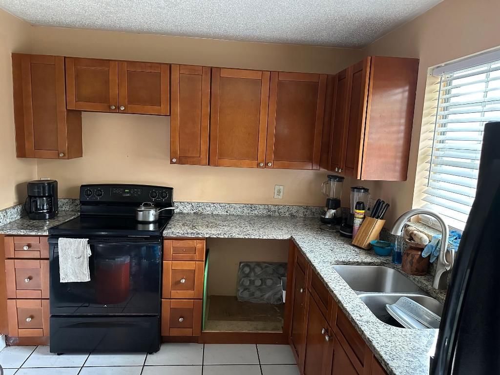 702 SW 7th Street SW, Delray Beach, FL 33444 photo 4