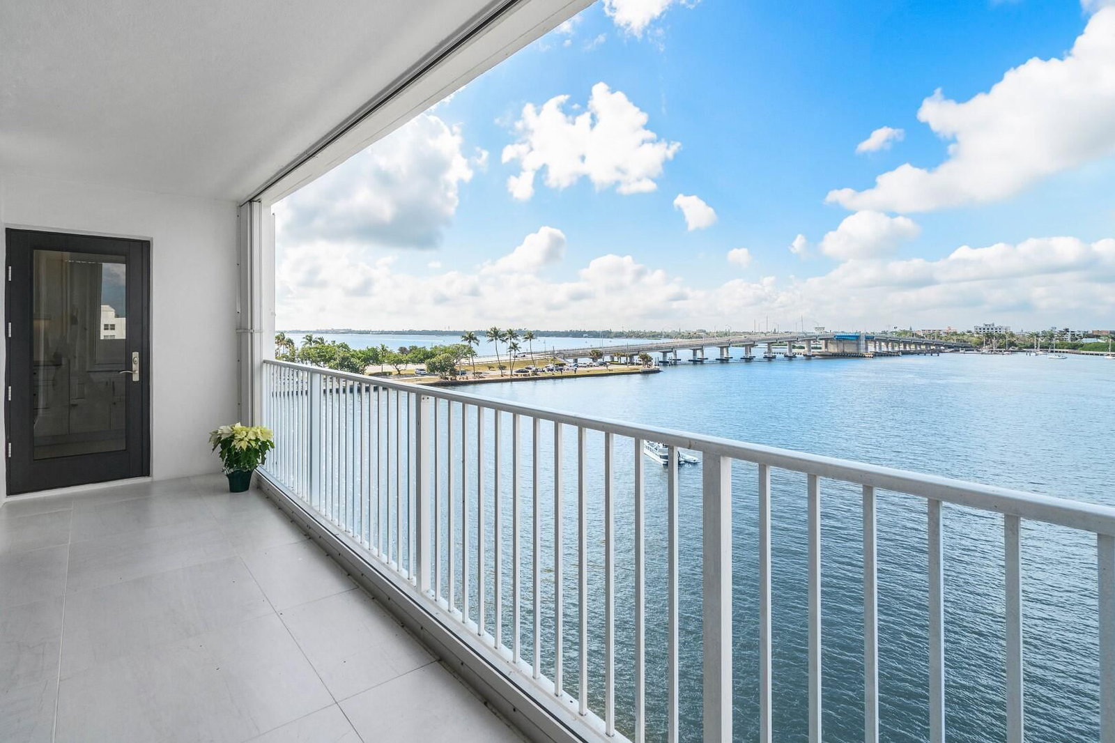 2860 S Ocean Boulevard #506, Palm Beach, FL 33480 photo 2