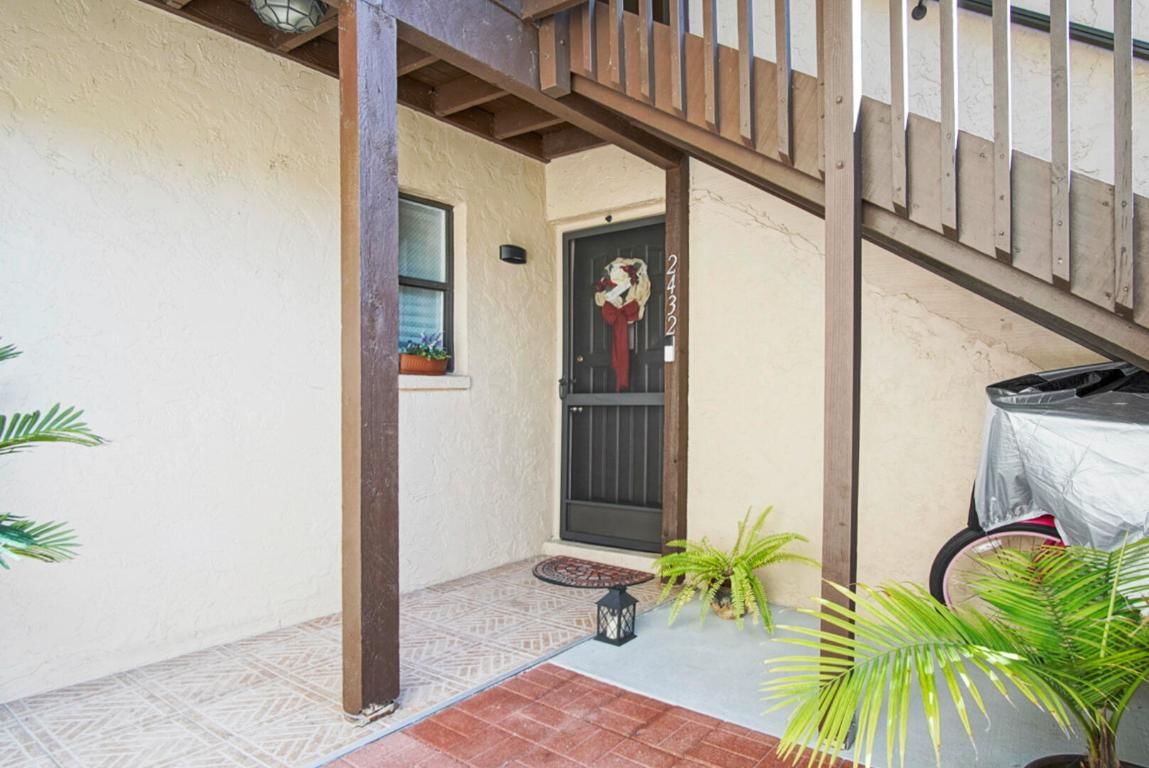 2432 SE Garden Terrace #703, Port St Lucie, FL 34952 photo 5