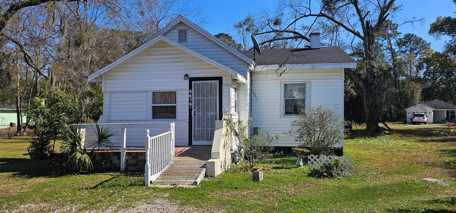 5676 Soutel Drive, Jacksonville, FL 32219 photo 2