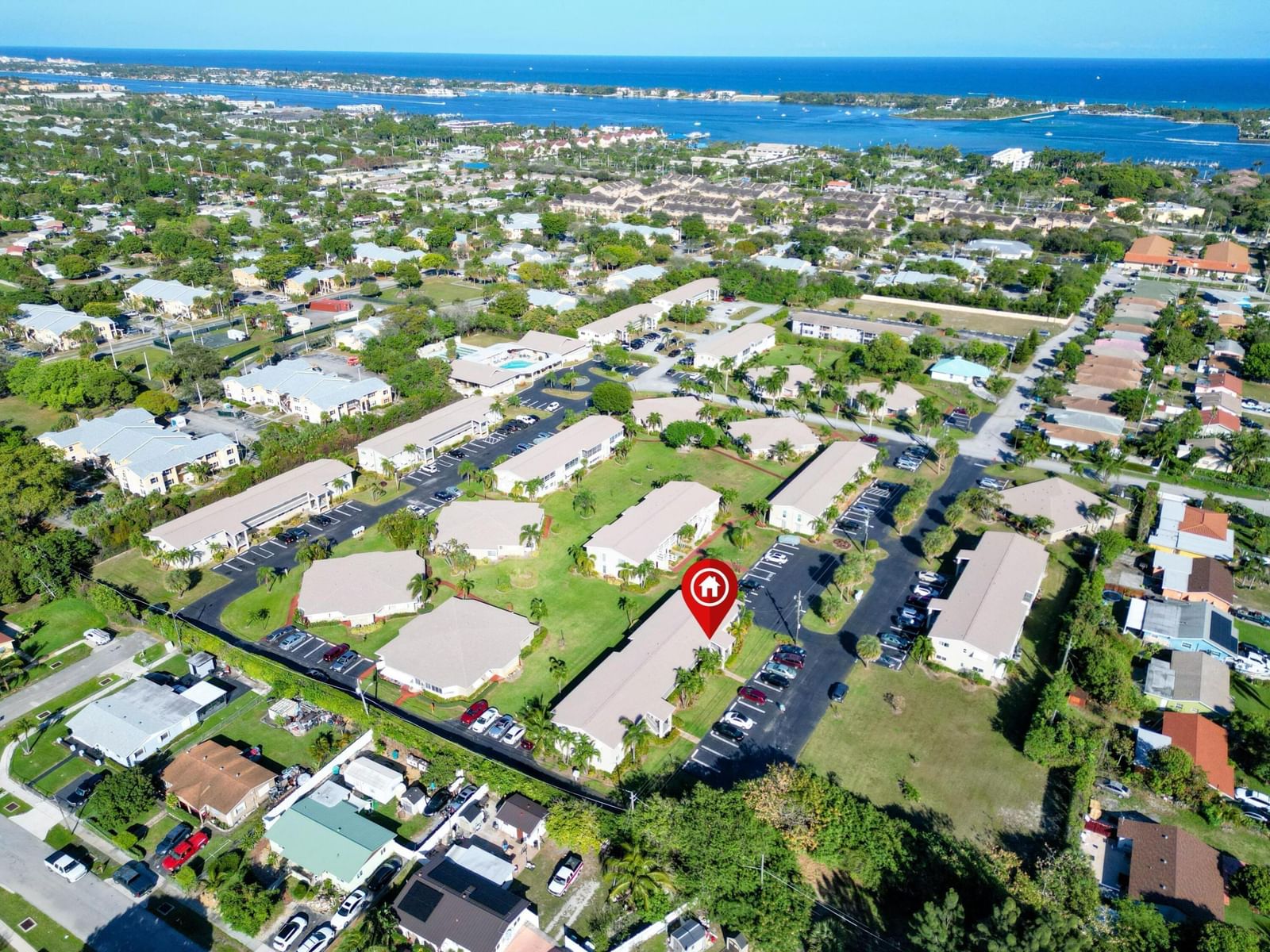 301 Circle Drive S #103, Boynton Beach, FL 33435 photo 4